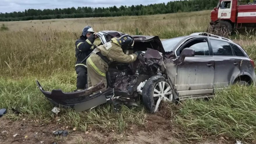 Один погиб, трое пострадали: в Тверской области столкнулись "Фольксваген" и "Опель"