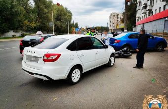 Мотоциклиста доставили в больницу после ДТП в Твери ДТП