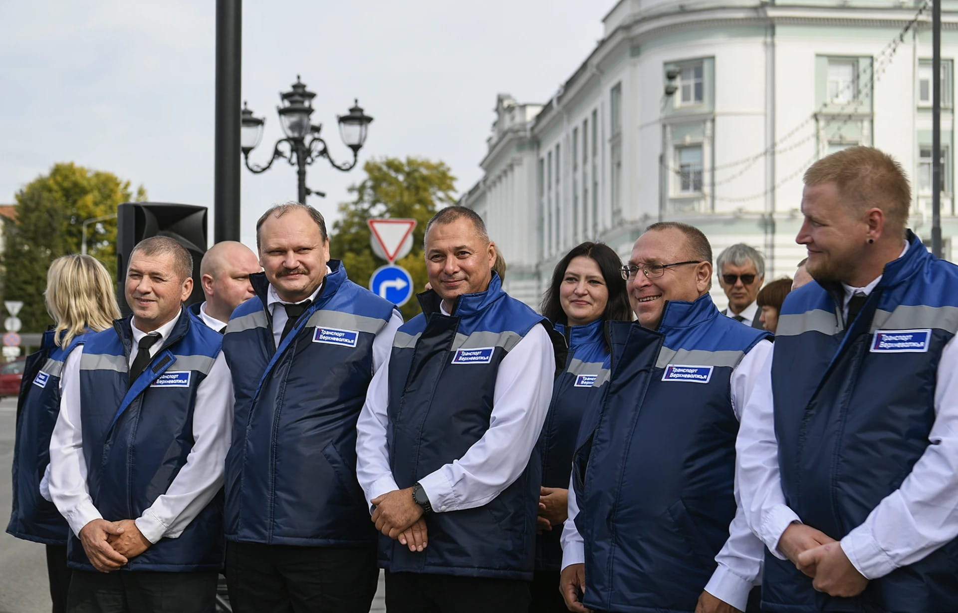 автобусов