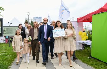 «Надеемся на продолжение семейной политики»: многодетные семьи Тверской области поделились ожиданиями от предстоящего обращения Виталия Королева «Надеемся на продолжение семейной политики»: многодетные семьи Тверской области поделились ожиданиями от предстоящего обращения Виталия Королева