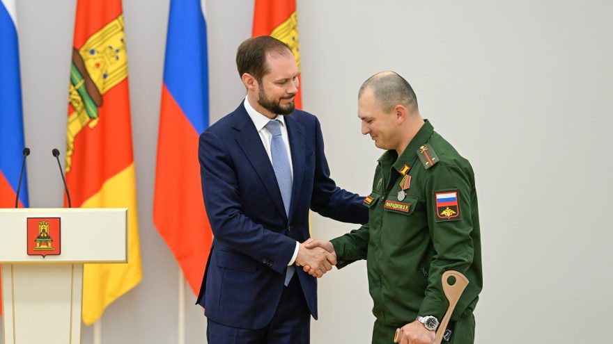 приоритетом