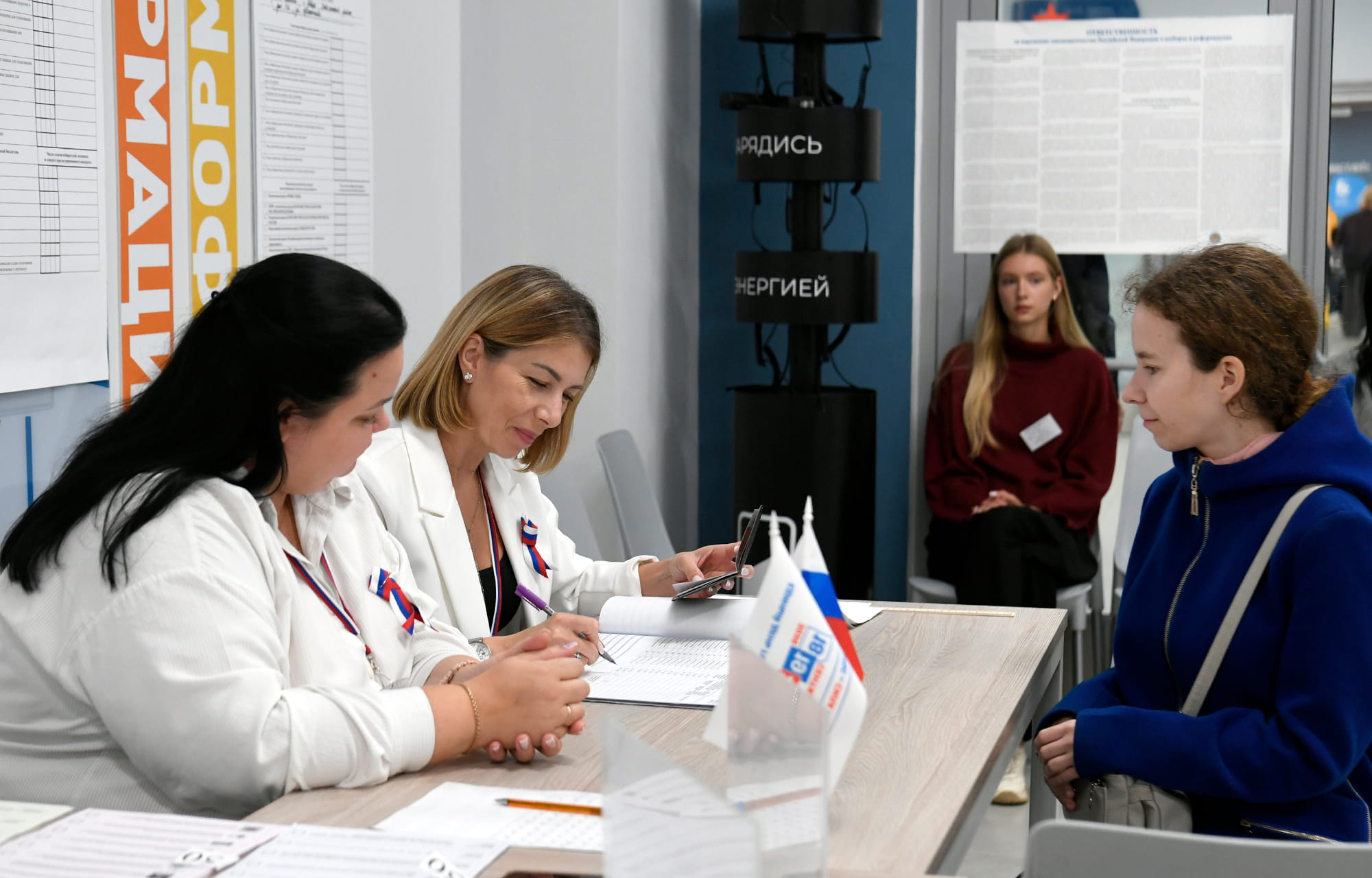 Виталий Королев утром 18 сентября проголосовал на избирательном участке в Твери