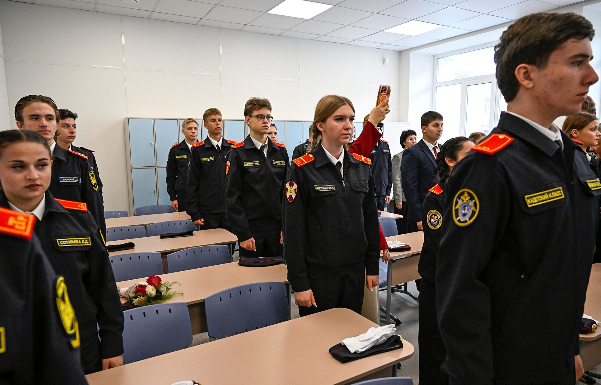 Виталий Королев напутствовал учеников тверской школы №16, полностью обновленной в этом году