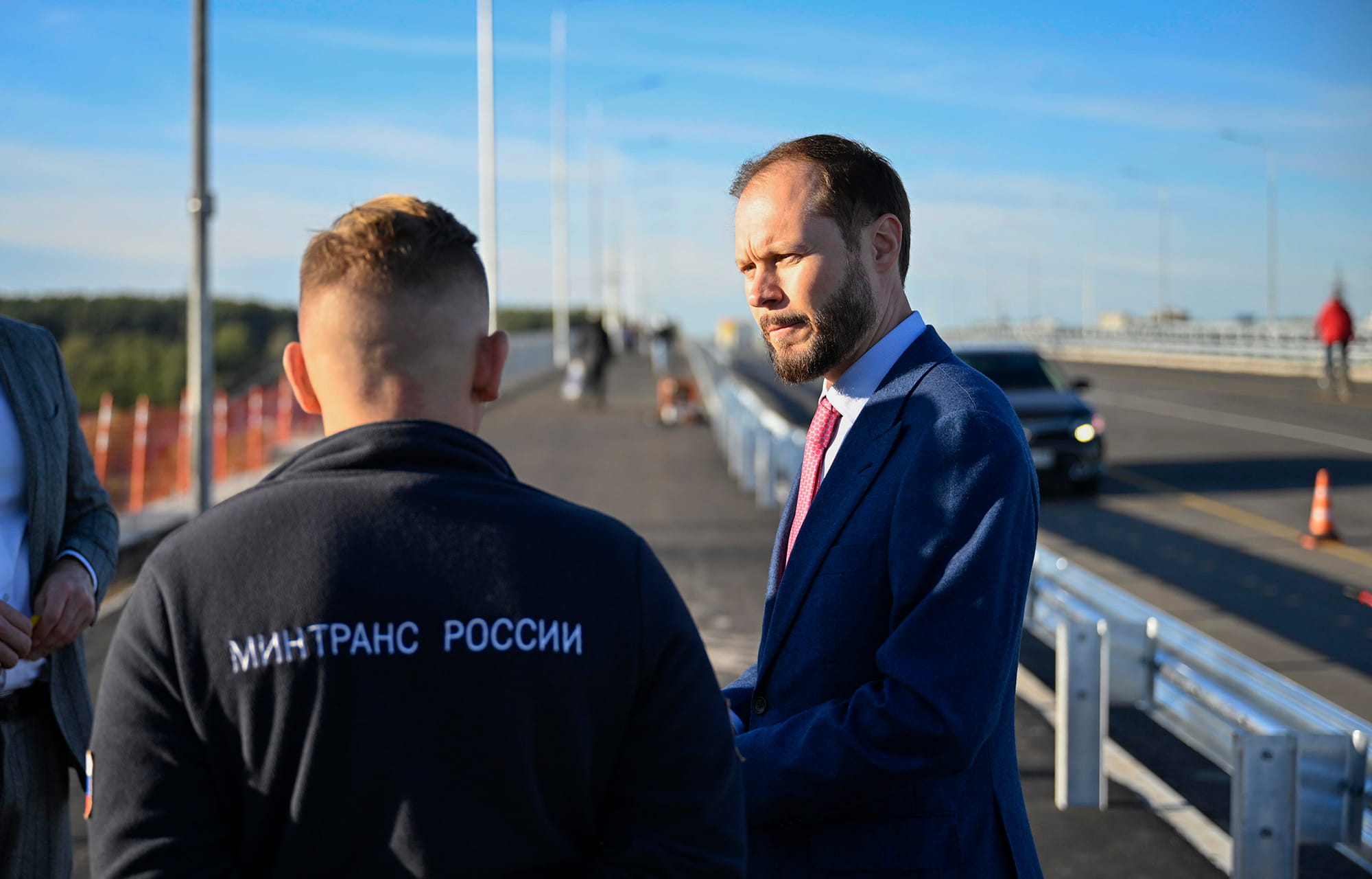 Виталий Королев сообщил об открытии движения по Западному мосту в Твери