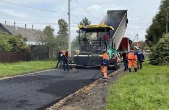 В поселке Оленино заасфальтировали улицу заасфальтировали