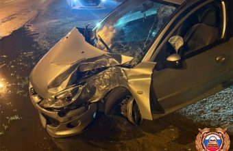 19-летняя девушка пострадала в ночном ДТП в Твери 19-летняя