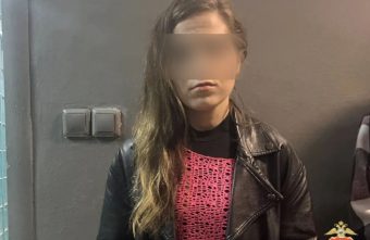 В Твери задержали женщину, у которой нашли «соль» и стеклянные колбы колбы