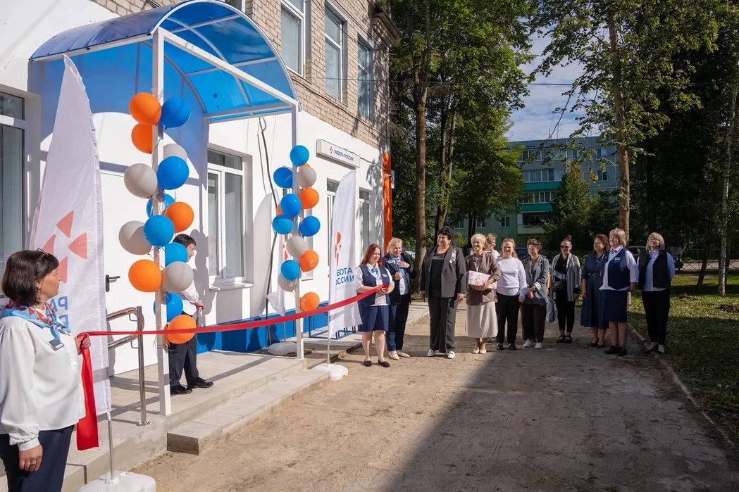 кадрового