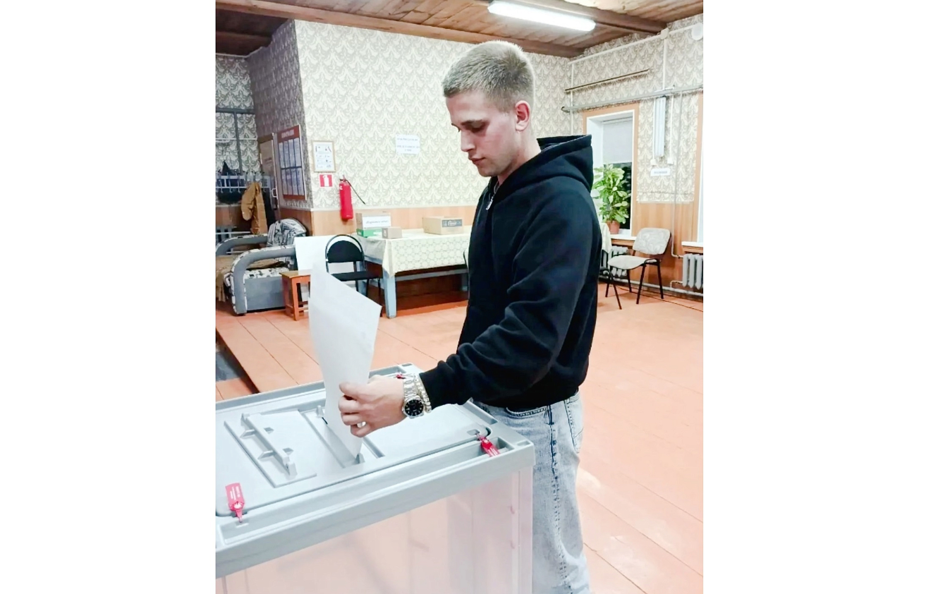 Молодежь Тверской области активно голосует на выборах