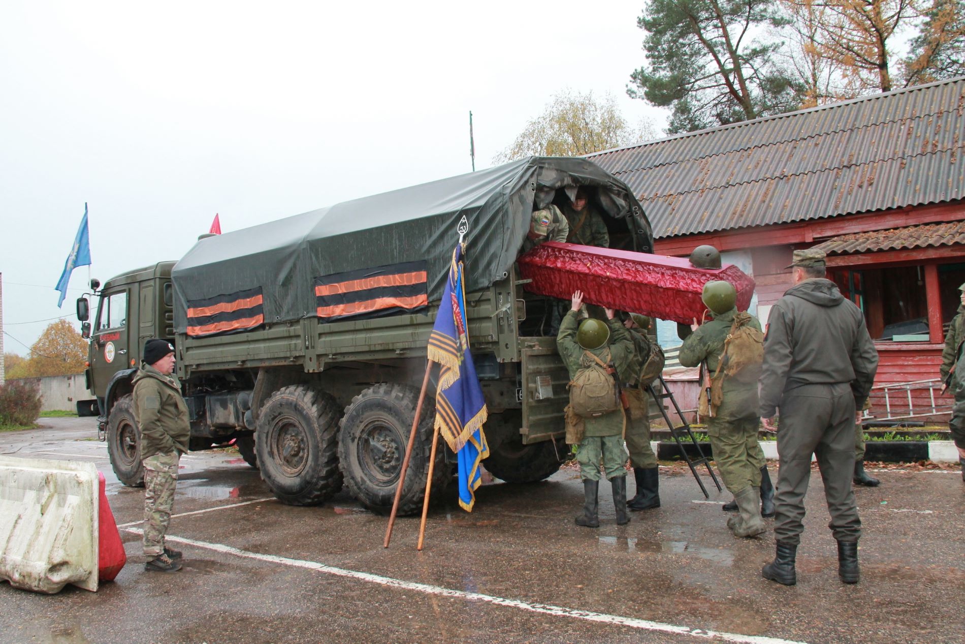 В Тверской области перезахоронили останки бойцов Великой Отечественной войны