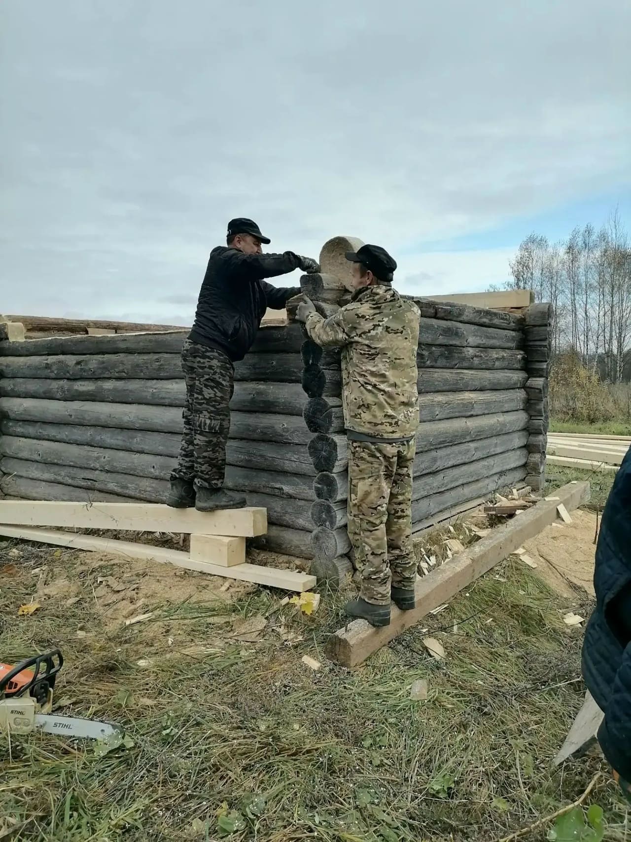 В Тверской области жители деревни объединились и привели в порядок важное здание