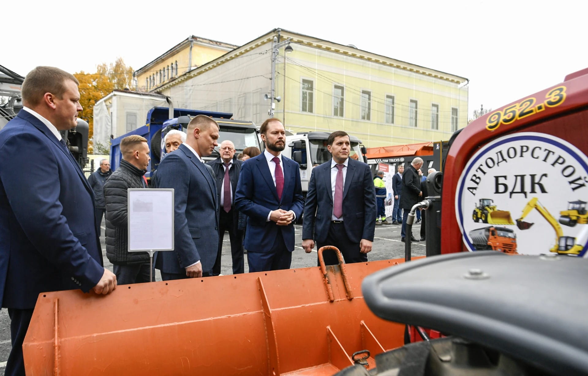 Виталий Королев: планировали отремонтировать 400 километров дорог, но уже сейчас приближаемся к отметке в более 500 километров обновленного покрытия