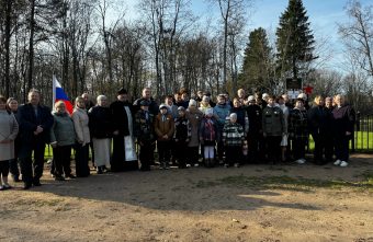 В Андреапольком округе открыли обновленное воинское захоронение захоронение