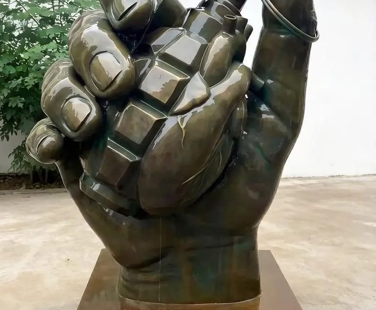 скульптуру