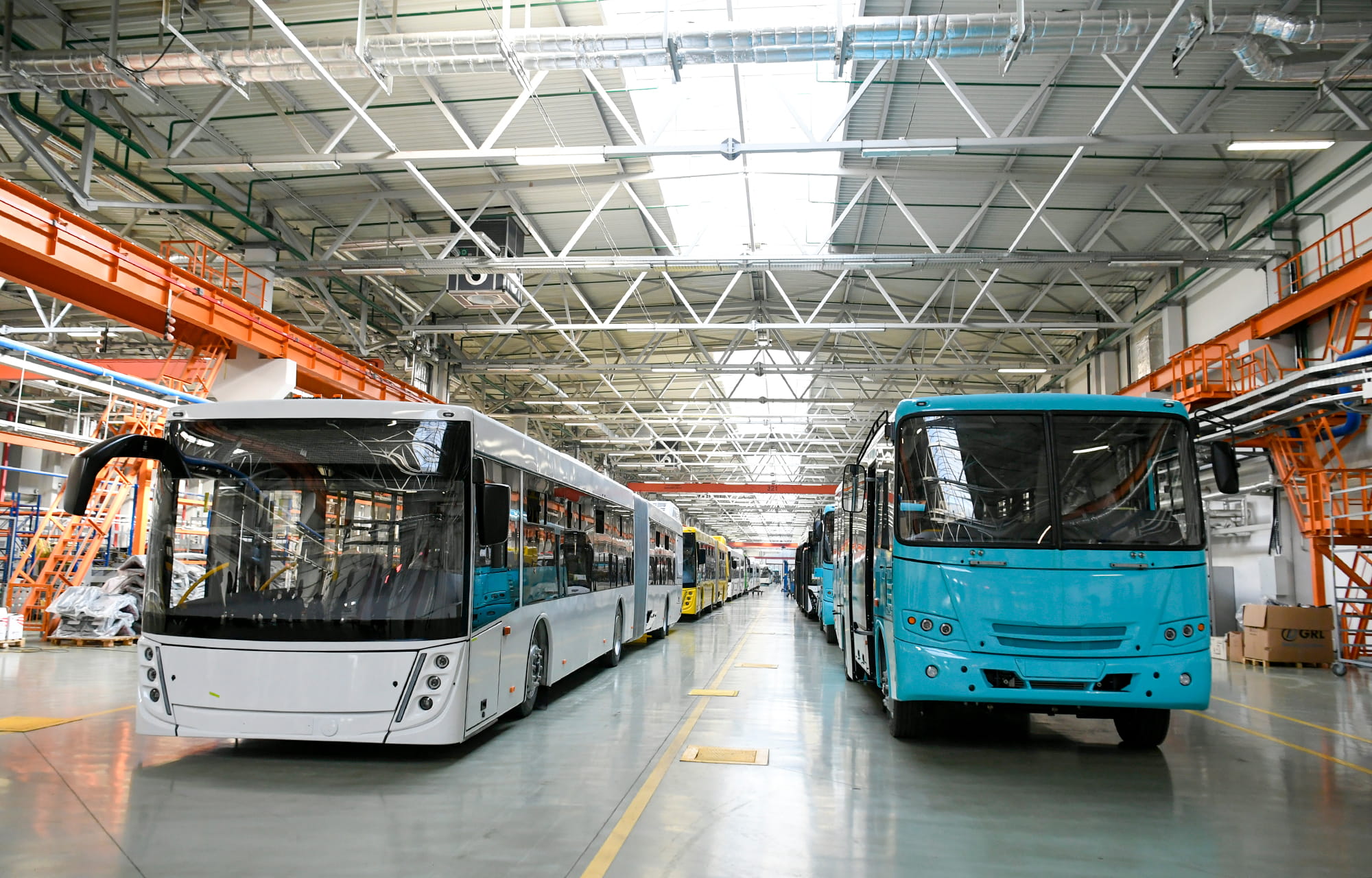 Виталию Королеву представили мощности Минского автомобильного завода