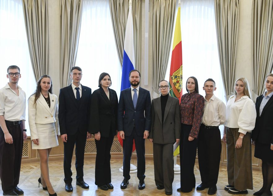 Кадры