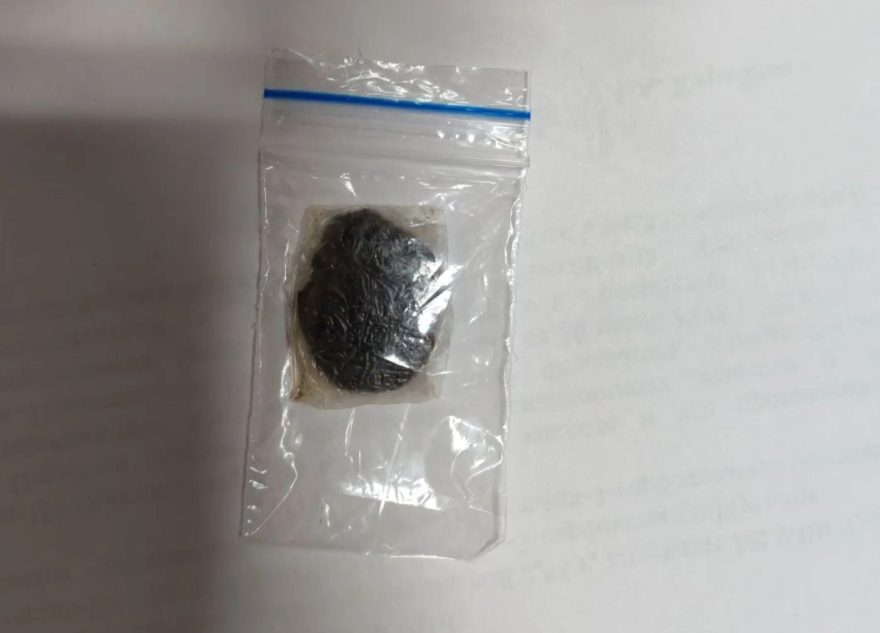 нашли