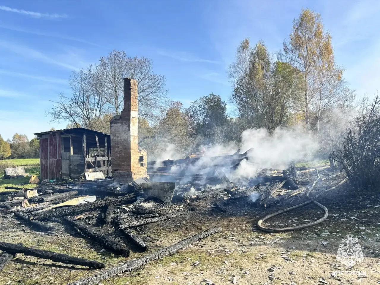 В Тверской области при пожаре пострадала женщина