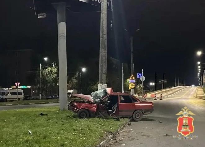 У Южного моста в Твери произошло серьезное ДТП