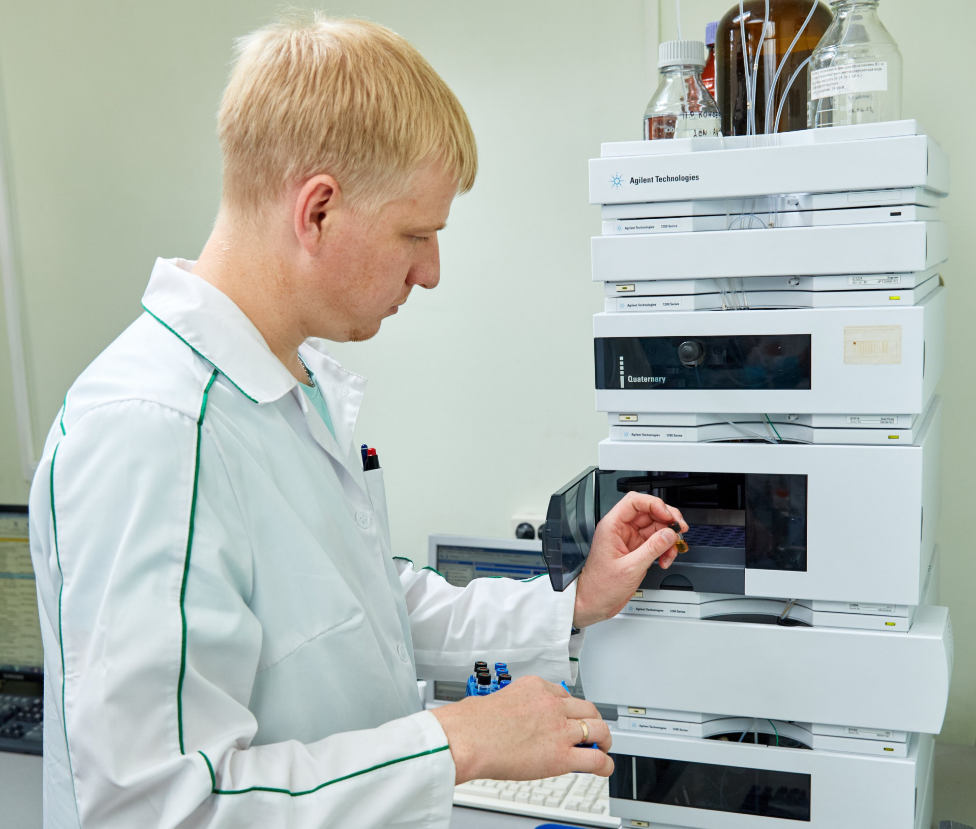Специалисты Тверской испытательной лаборатории зарегистрировали факт фальсификации состава сметаны