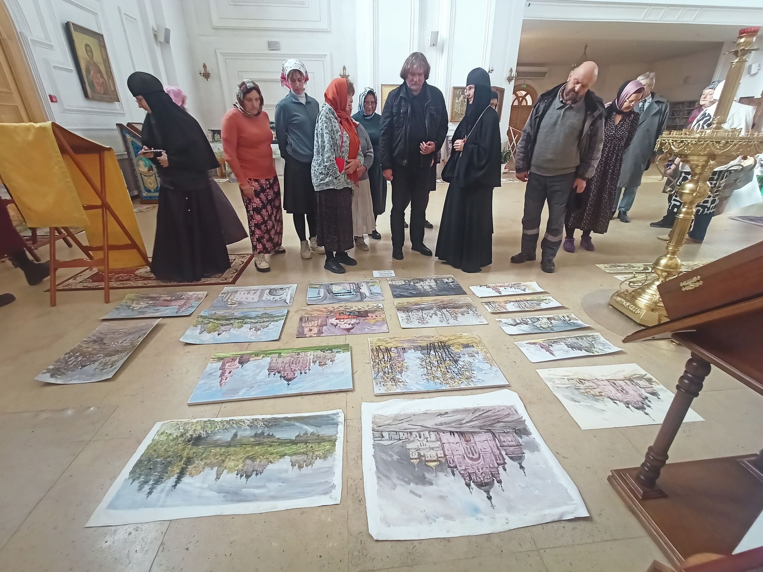 Художники написали более 100 работ в Казанском монастыре